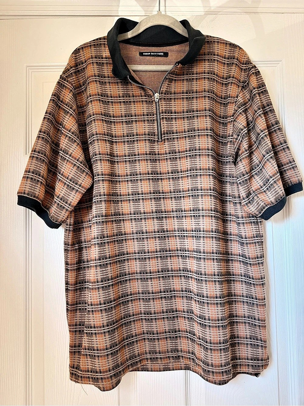 Urban Outfitters Plaid Quarter Zip Shirt Size Large Like New